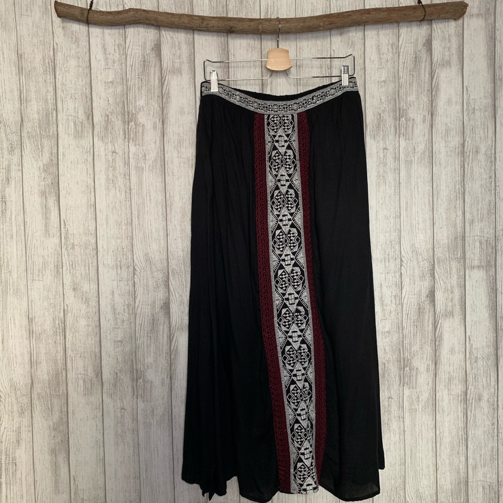 Black and Gray Patterned Women's Skirt